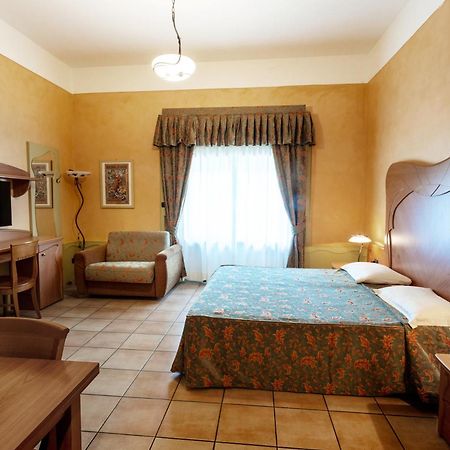Residence Liberty Parma Luaran gambar