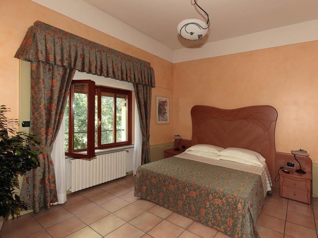 Residence Liberty Parma Luaran gambar